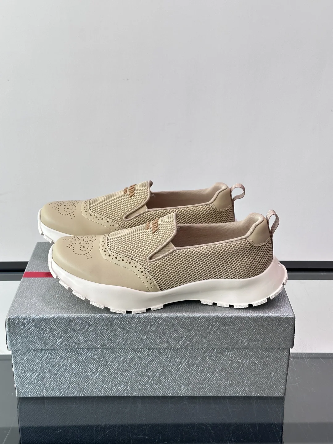 프라다 신발 148095 Prada Sneakers 상세 이미지 3