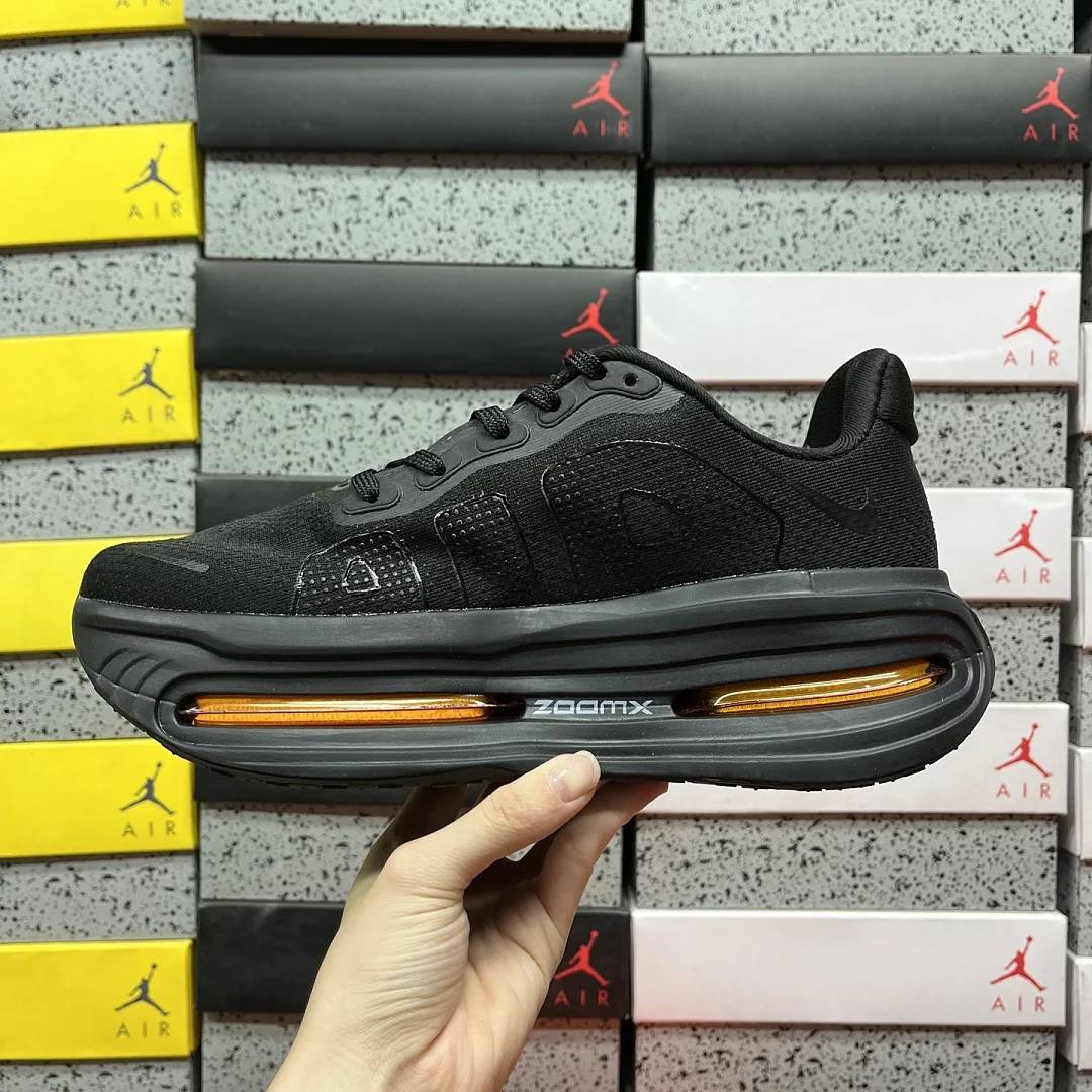 나이키 [CG] 보메로 프리미엄 HQ2050-305 201979 Nike Vomero Premium 상세 이미지 9