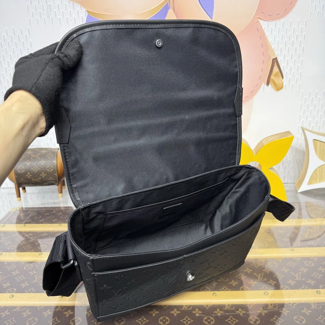 루이비통 쿠리에 메신저 가방 M28781 상세 이미지 9