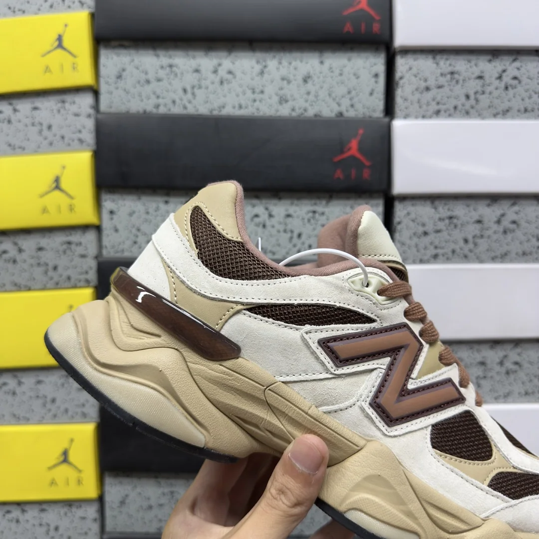 뉴발란스 [C] 9060 U90603O7 202247 New Balance 9060 상세 이미지 2