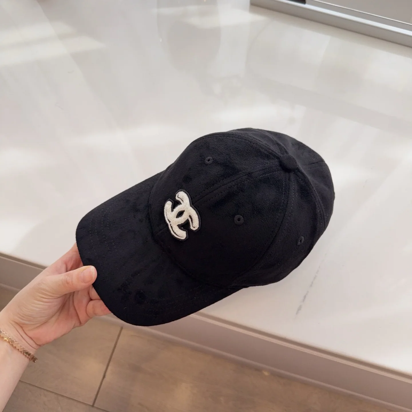 샤넬 벨벳 베이스볼 모자 상세 이미지 8