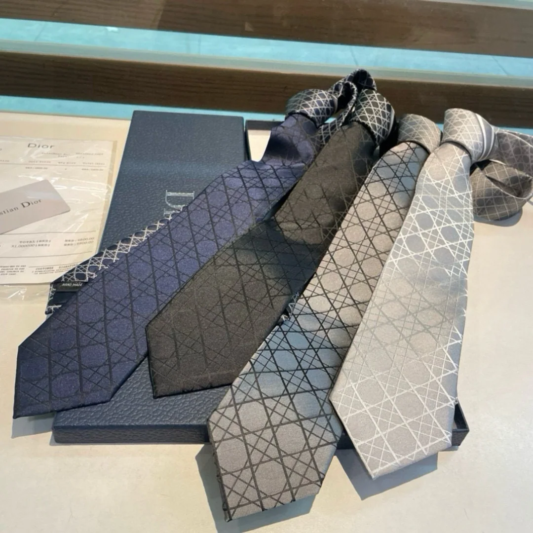 디올 실크 체크 넥타이 상세 이미지 2