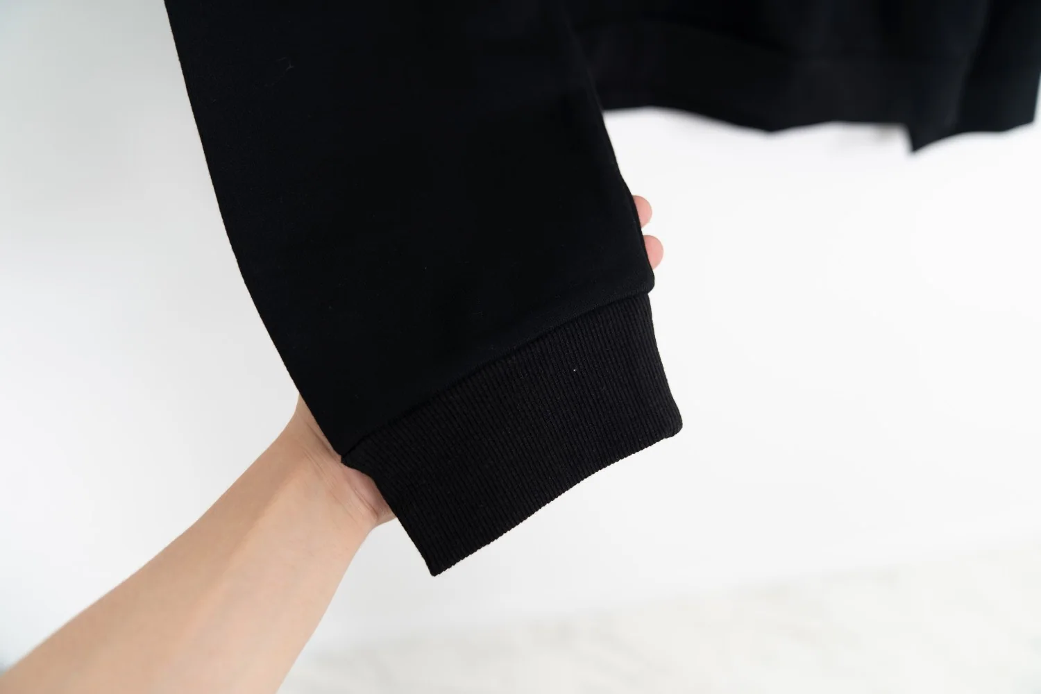 발렌시아가 남성 로고 프린트 후드 상세 이미지 7