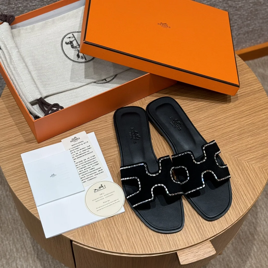 에르메스 오란 슬리퍼 117429
