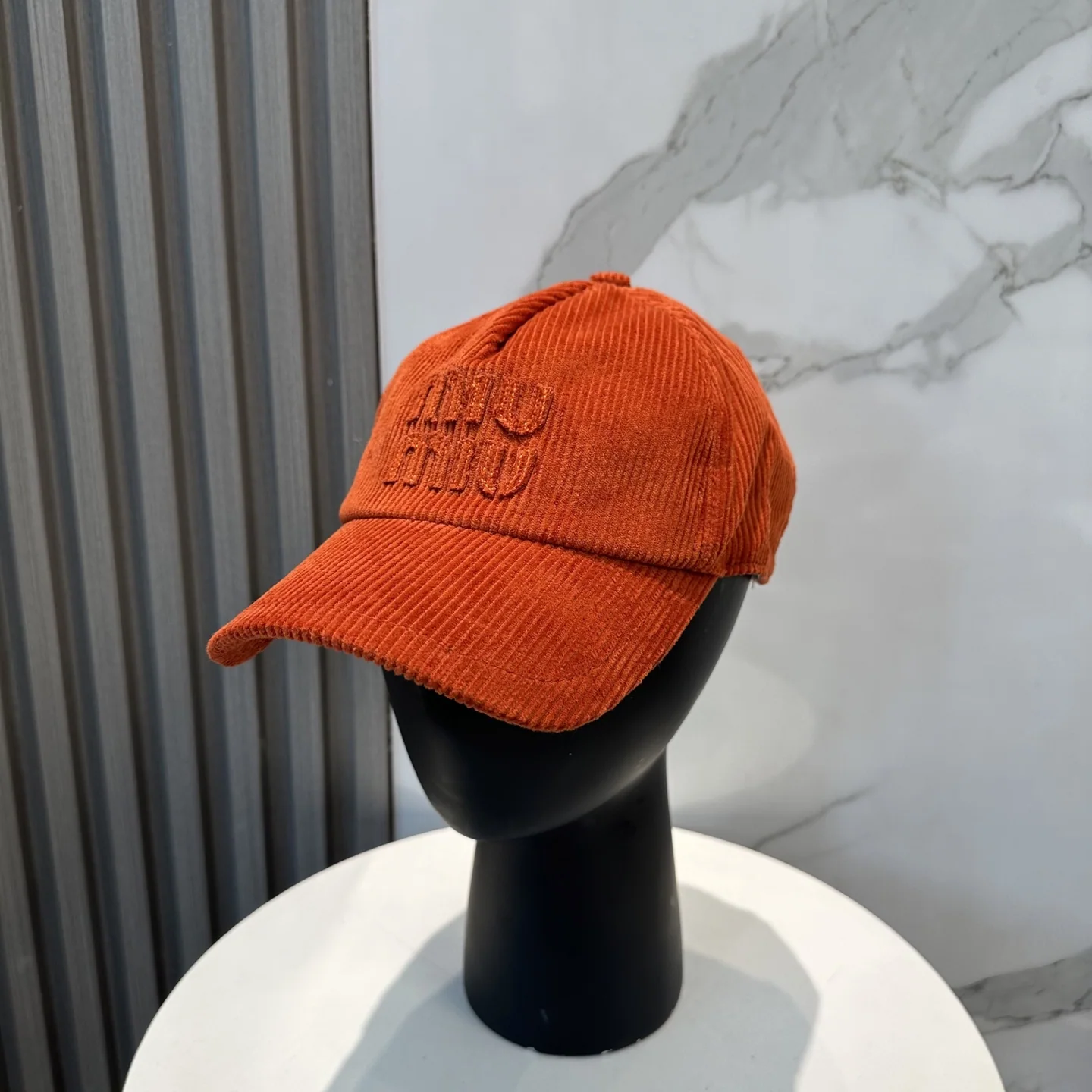 미우미우 코듀로이 베이스볼 캡 118847