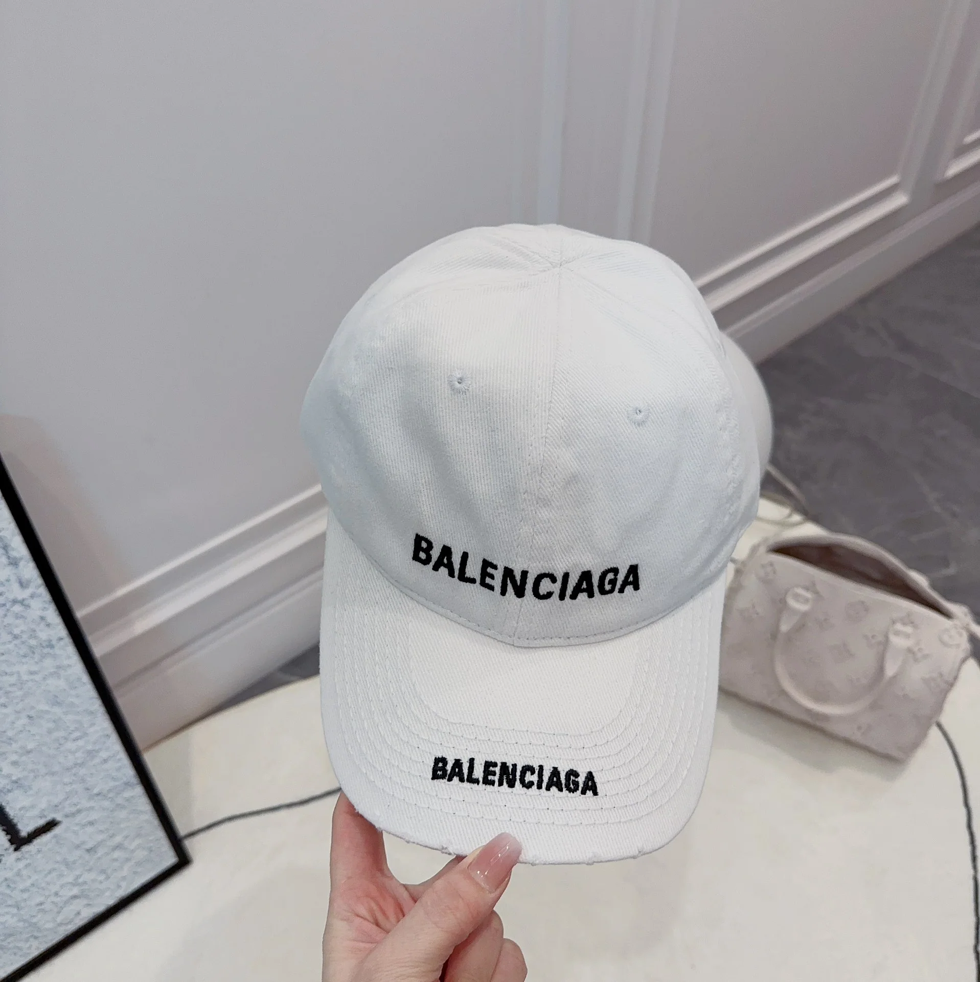 발렌시아가 모자 81526 Balenciaga Cap 상세 이미지 4