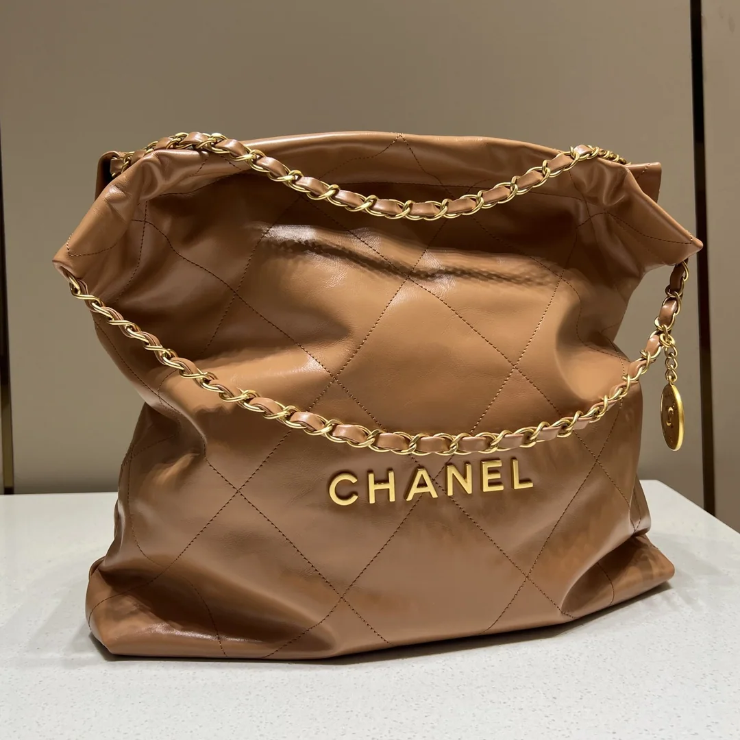 샤넬 밀크티 베이지 카라멜 미디움 가방 22 A 상세 이미지 2