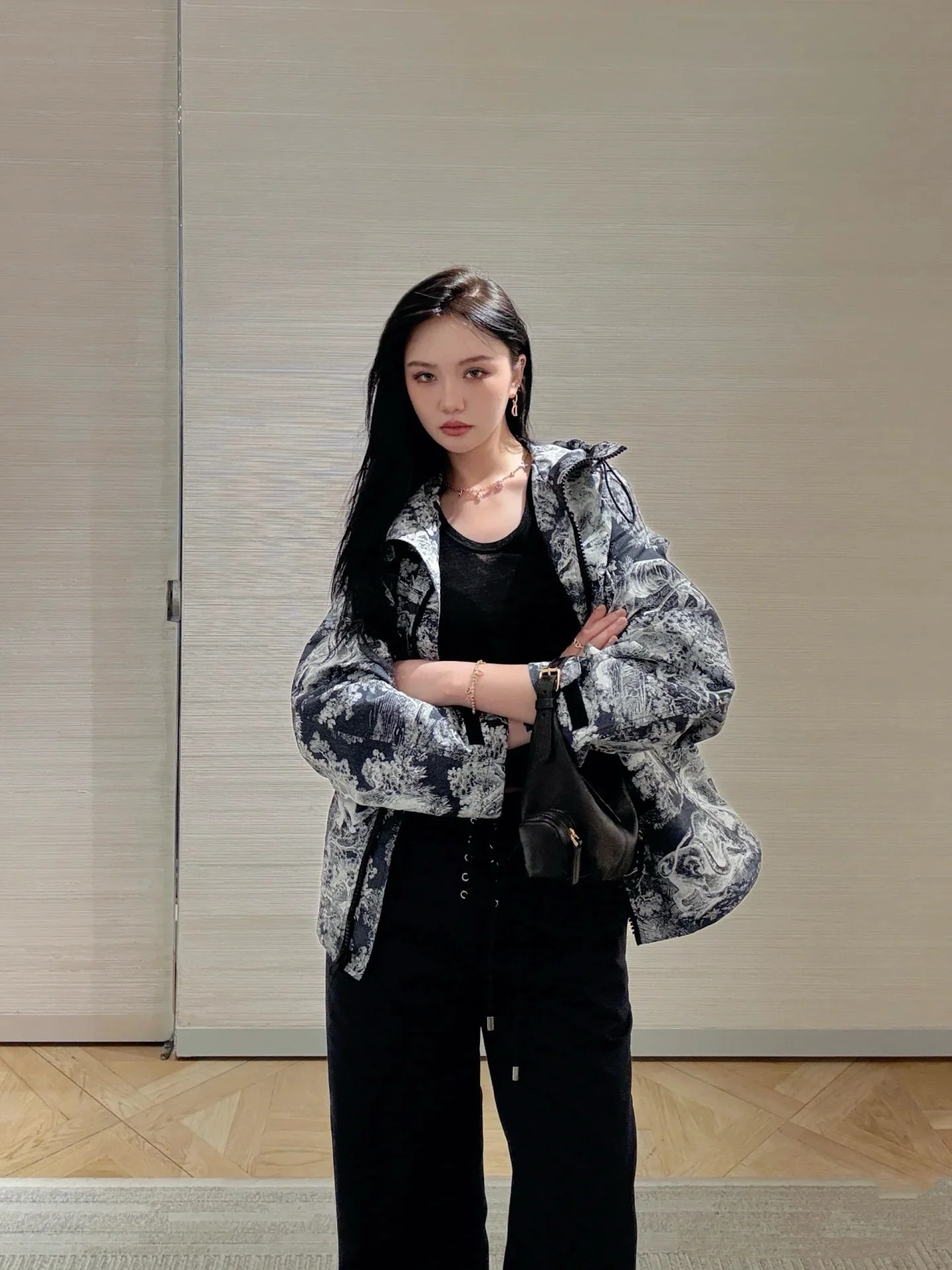 디올 후드 루즈핏 윈드브레이커 자켓 상세 이미지 8