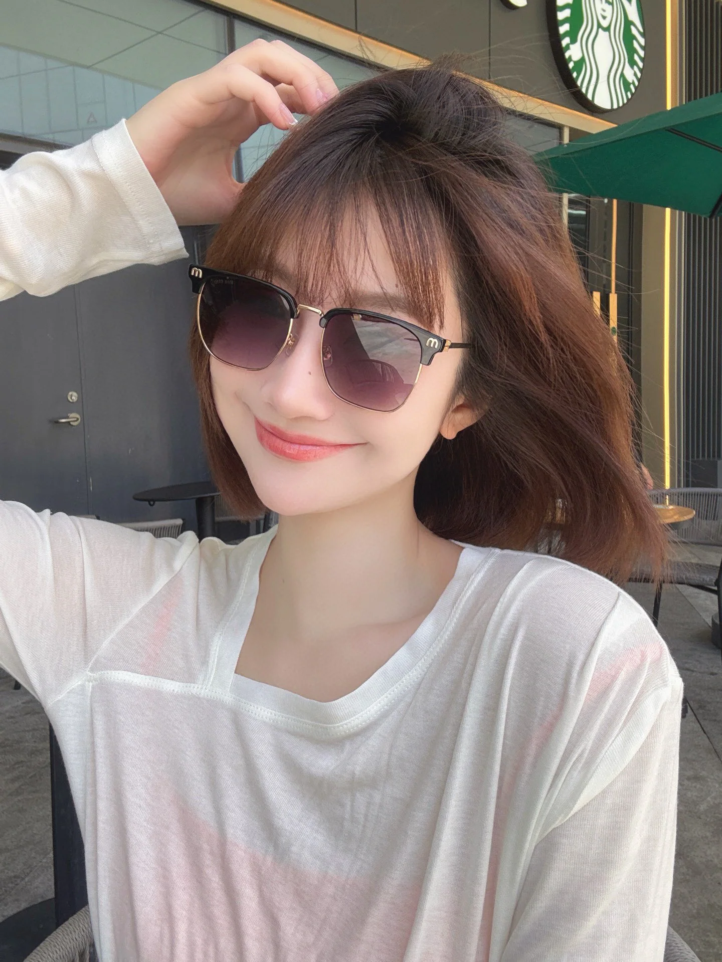 미우미우 선글라스 상세 이미지 2