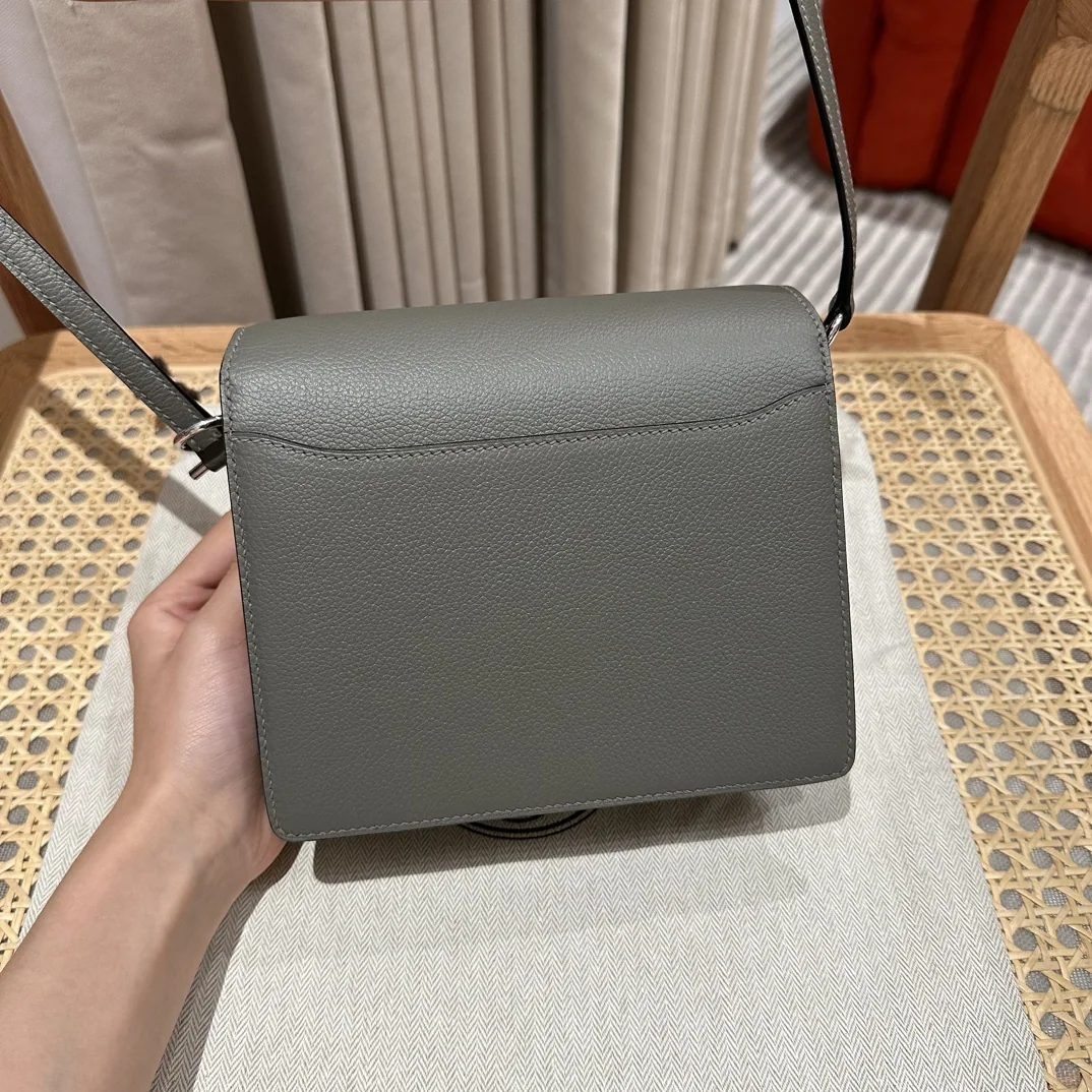 에르메스 돼지코 19 cm 송아지가죽 가방 상세 이미지 2