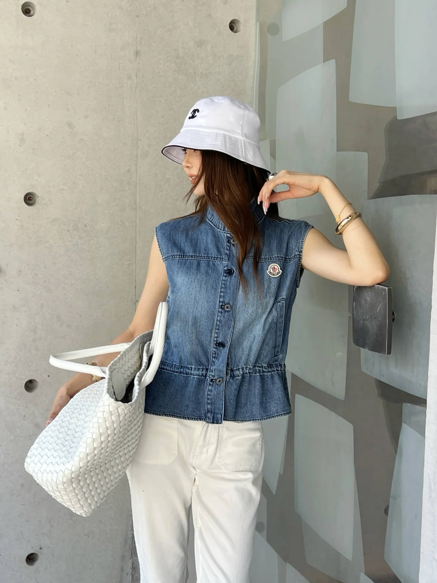 몽클레어 여성 반팔 티셔츠 상세 이미지 1