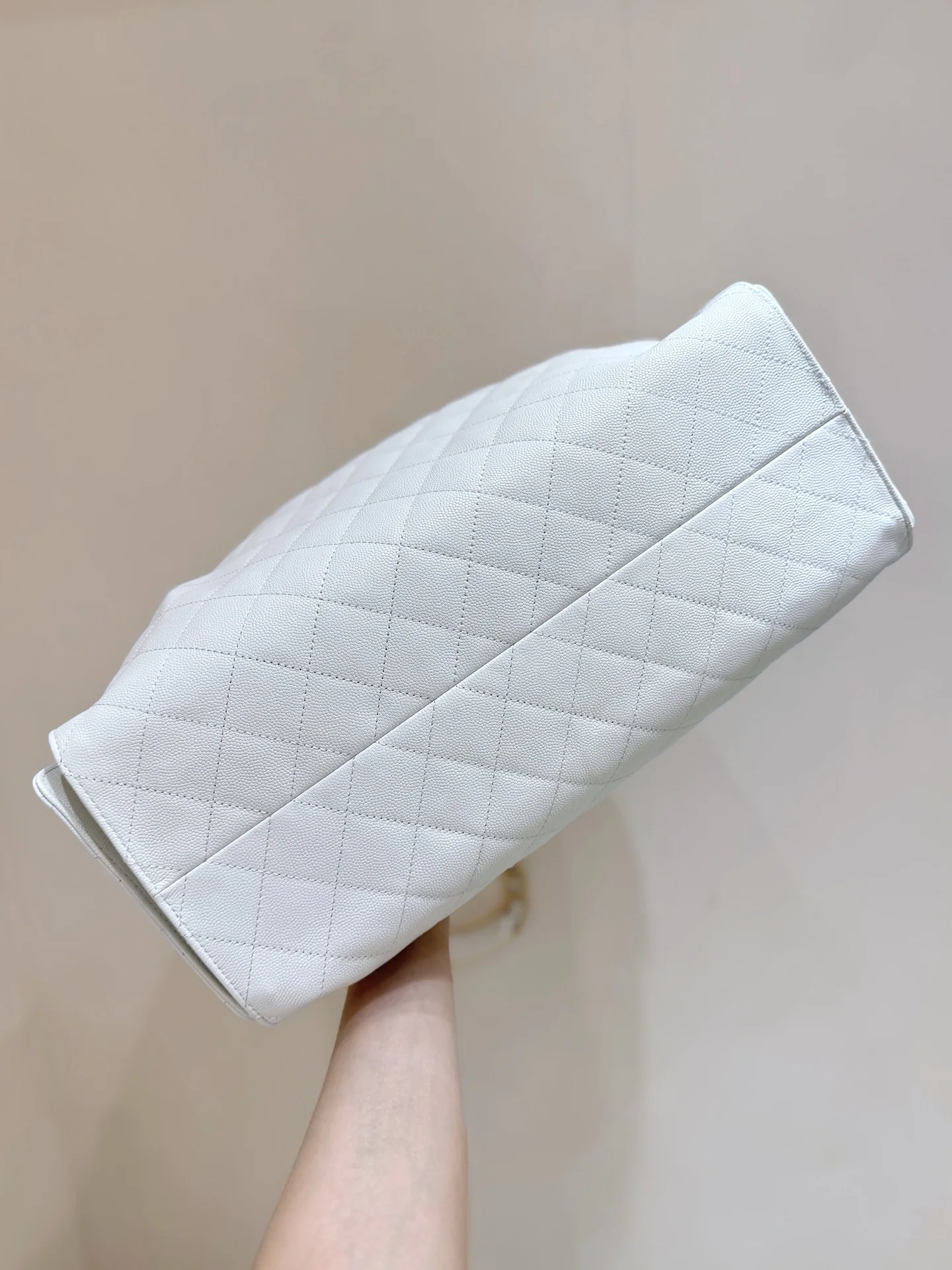샤넬 25 S 봄여름 리치 스킨 특대형 가방 AS5553 상세 이미지 8