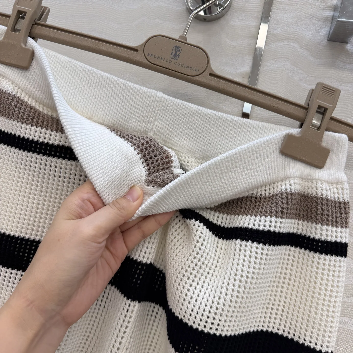 브루넬로쿠치넬리 컬러 블록 스트라이프 반바지 상세 이미지 7