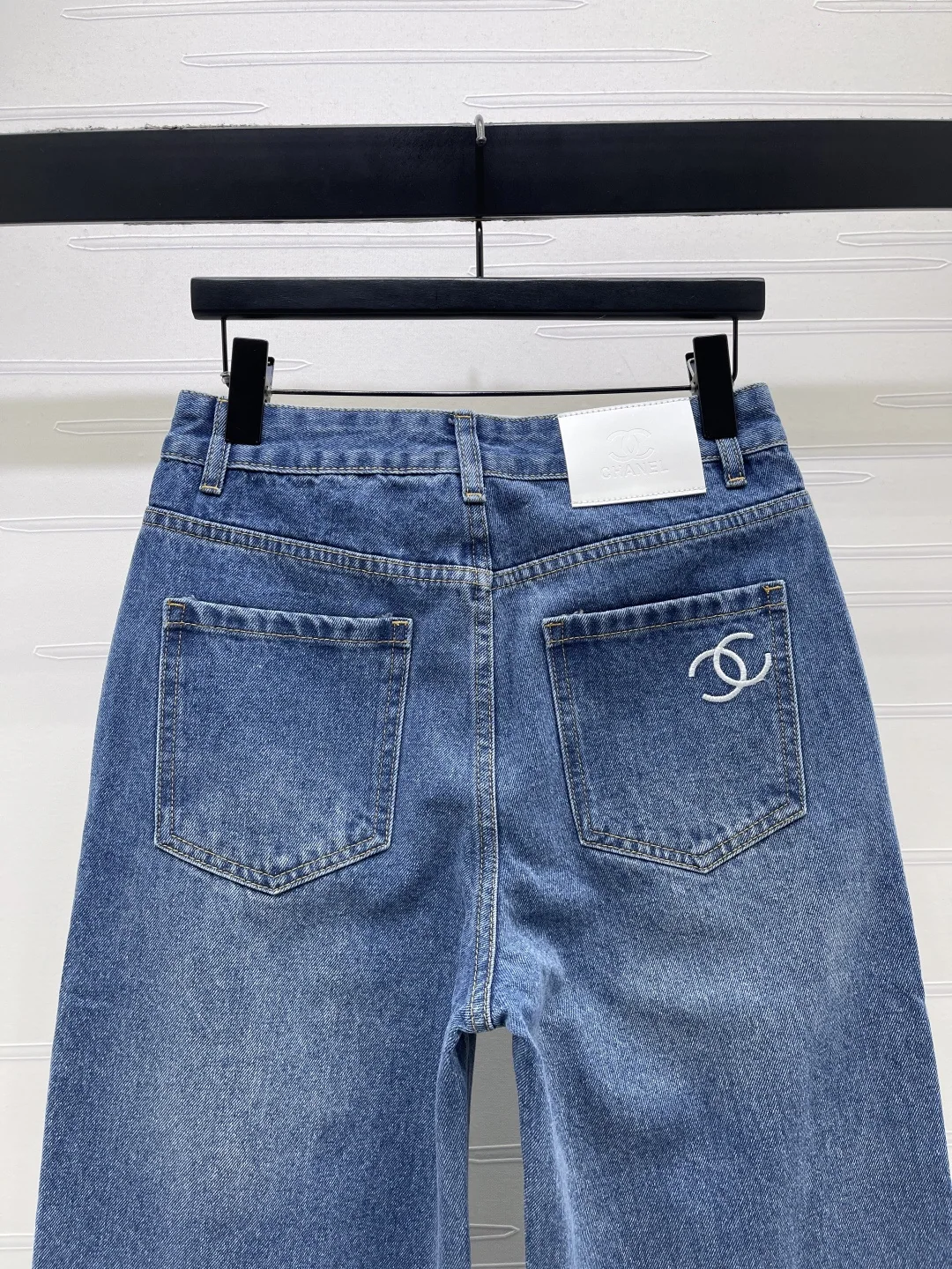 샤넬 라인스톤 장식 하이웨이스트 스트레이트 데님 바지 상세 이미지 7