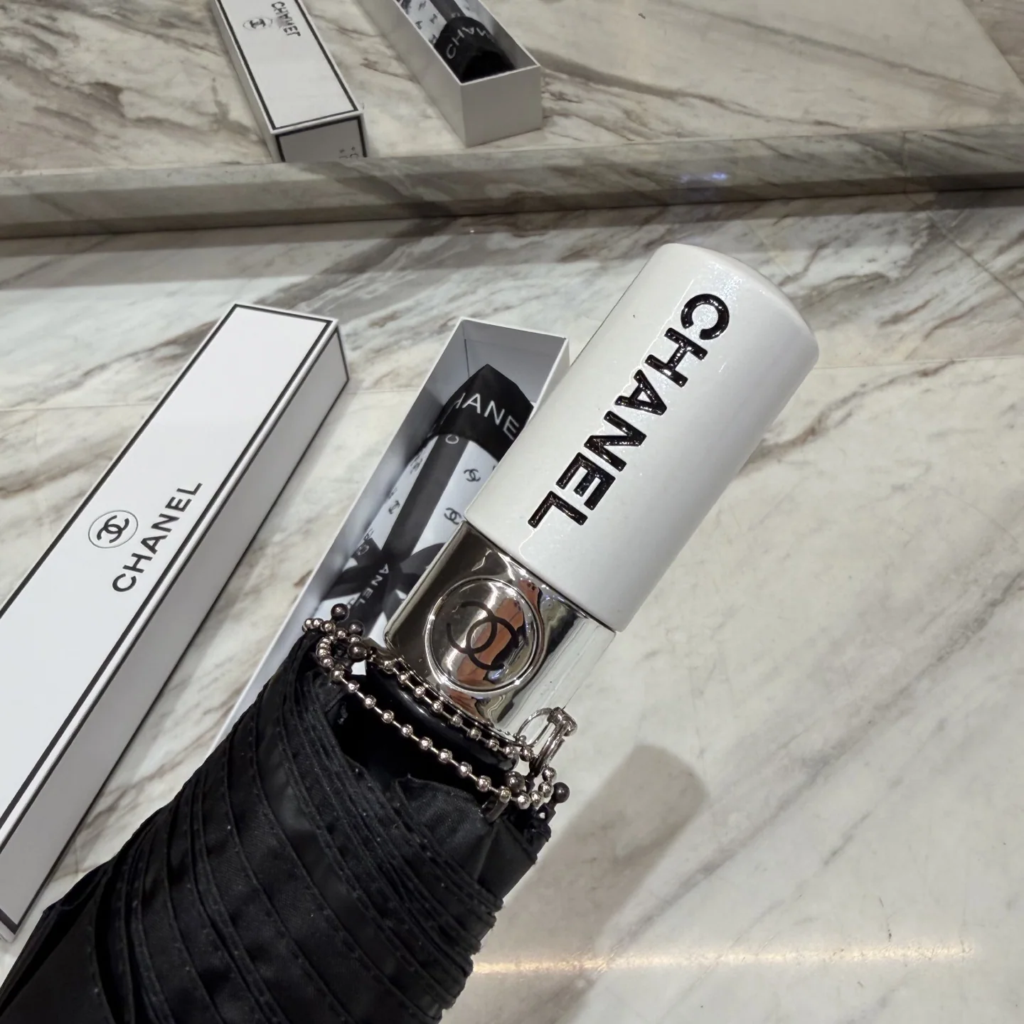 샤넬 우산 85384 Chanel Umbrella 상세 이미지 2