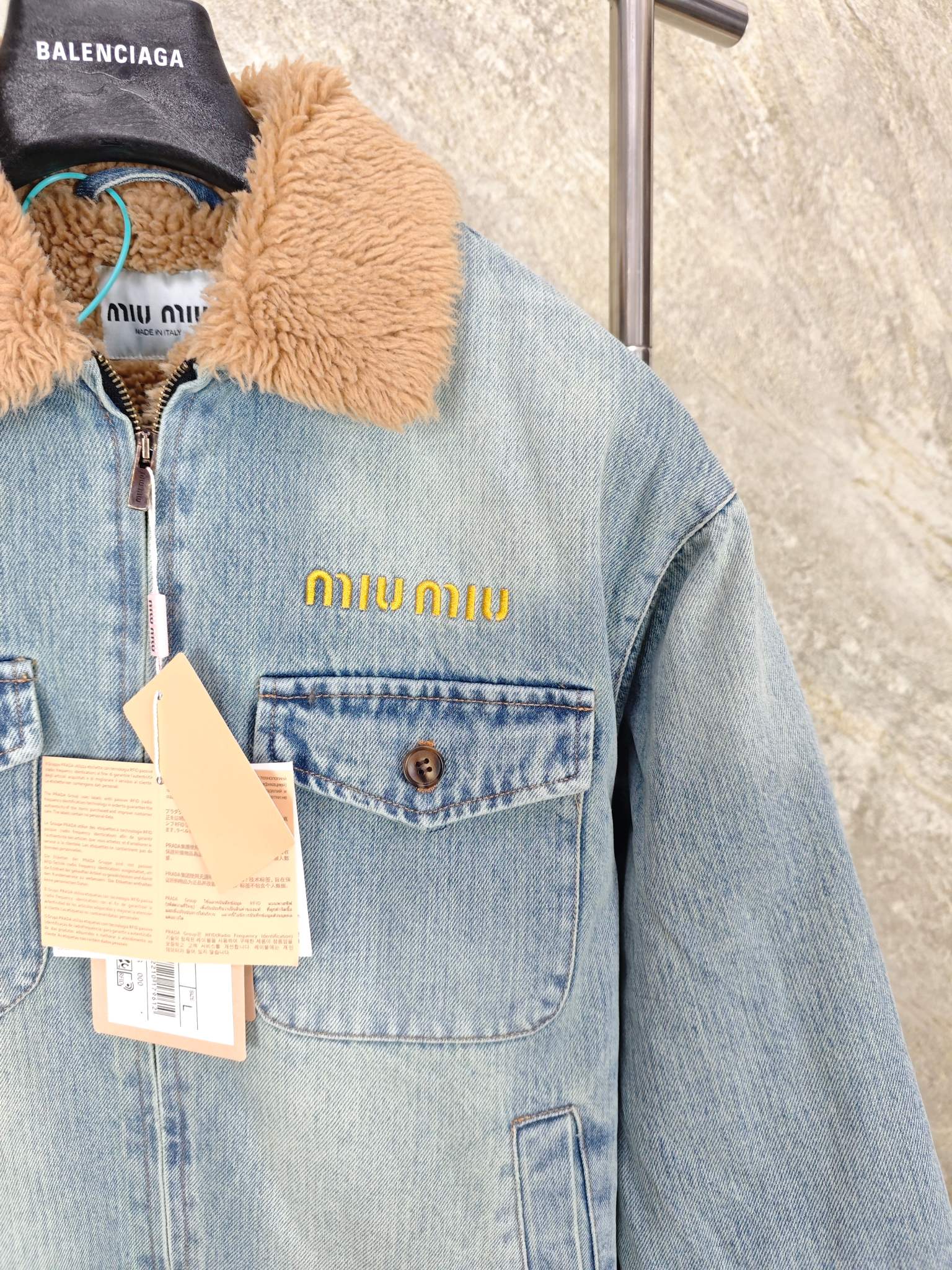 미우미우 워시드 데님 코튼 자켓 25FW 상세 이미지 5