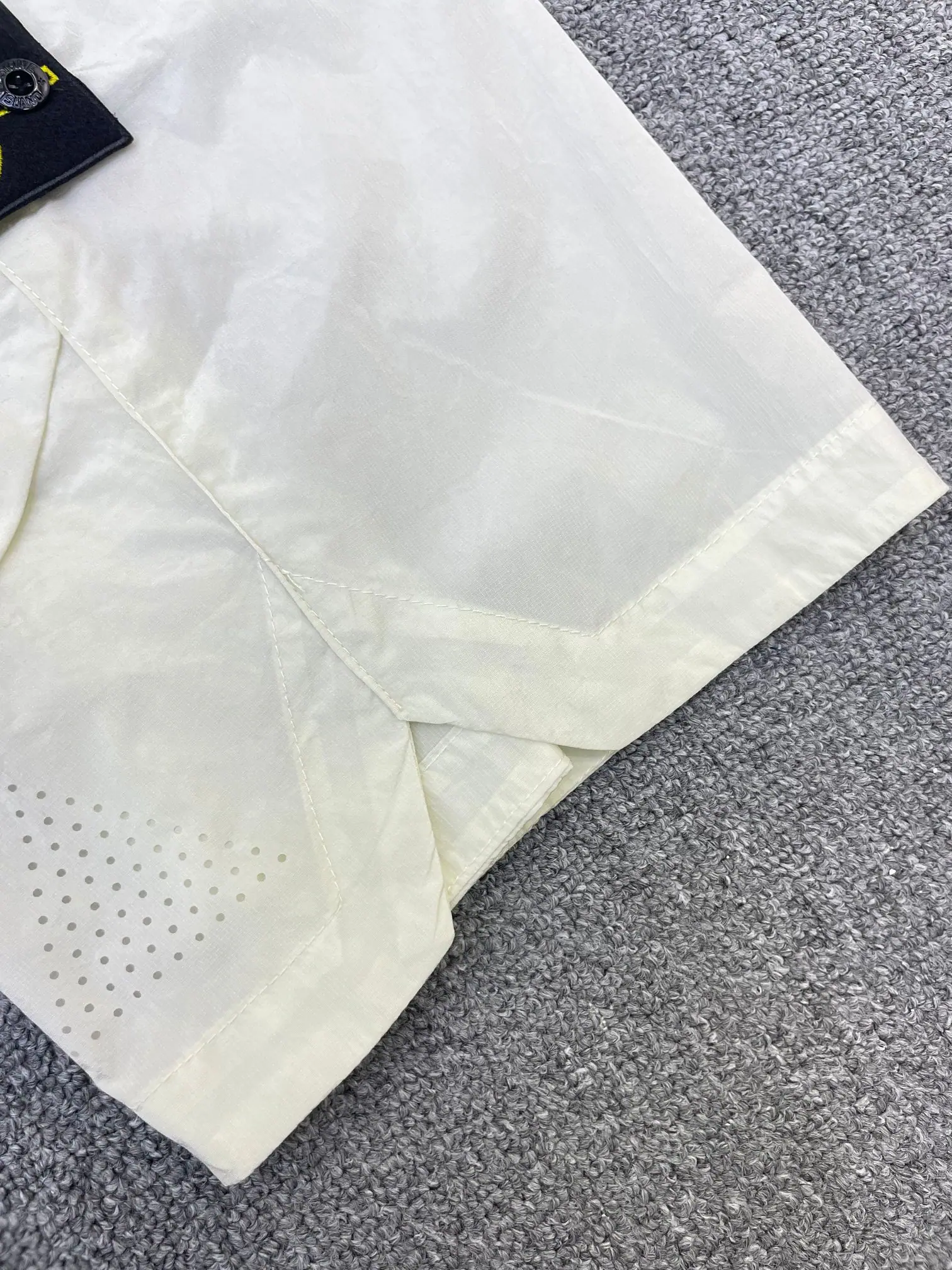 스톤아일랜드 나일론 루즈핏 남성 바지 상세 이미지 10