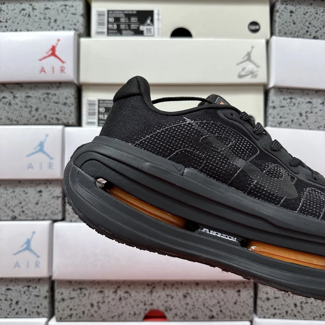 나이키 [5A] 보메로 프리미엄 블랙 HQ2050-622 201617 Nike Vomero Premium 상세 이미지 3