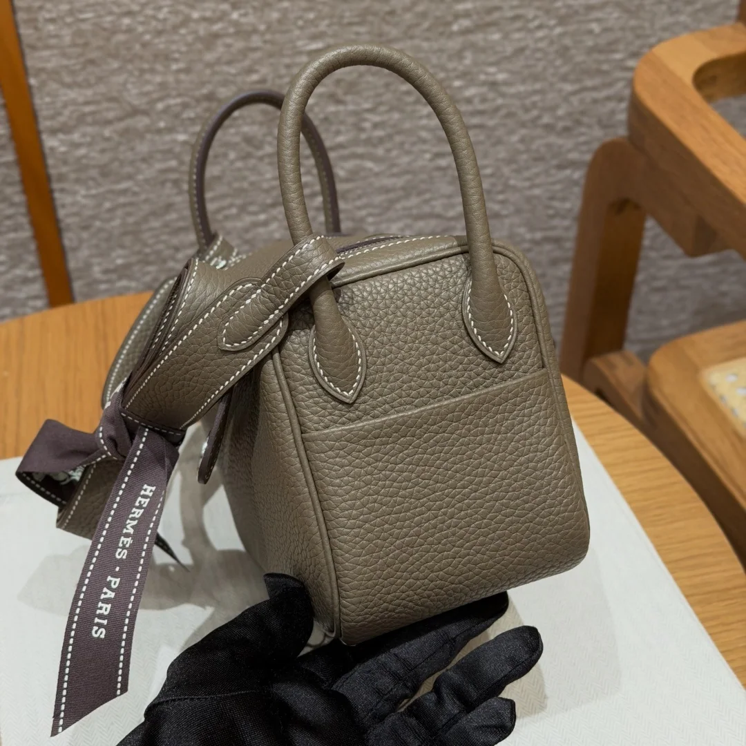 에르메스 린디 미니 토우 가죽 핸드백 상세 이미지 4