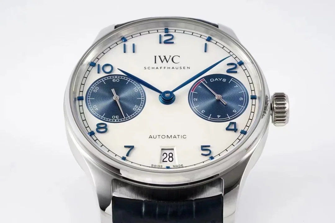IWC 포르투기저 7 데이즈 파워리저브 시계 상세 이미지 4