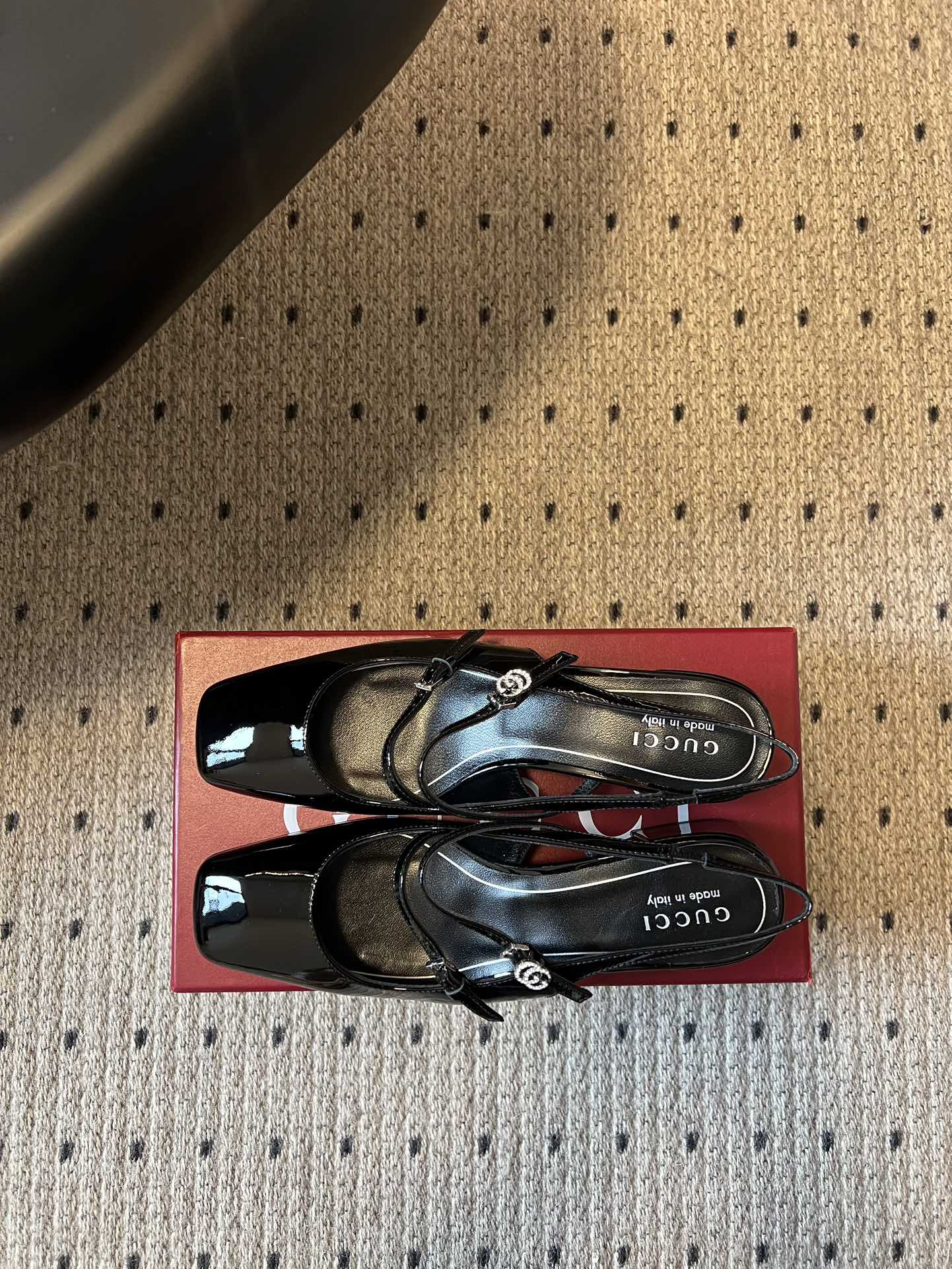구찌 뉴스퀘어토 페이턴트 가죽 하이힐 신발 상세 이미지 5