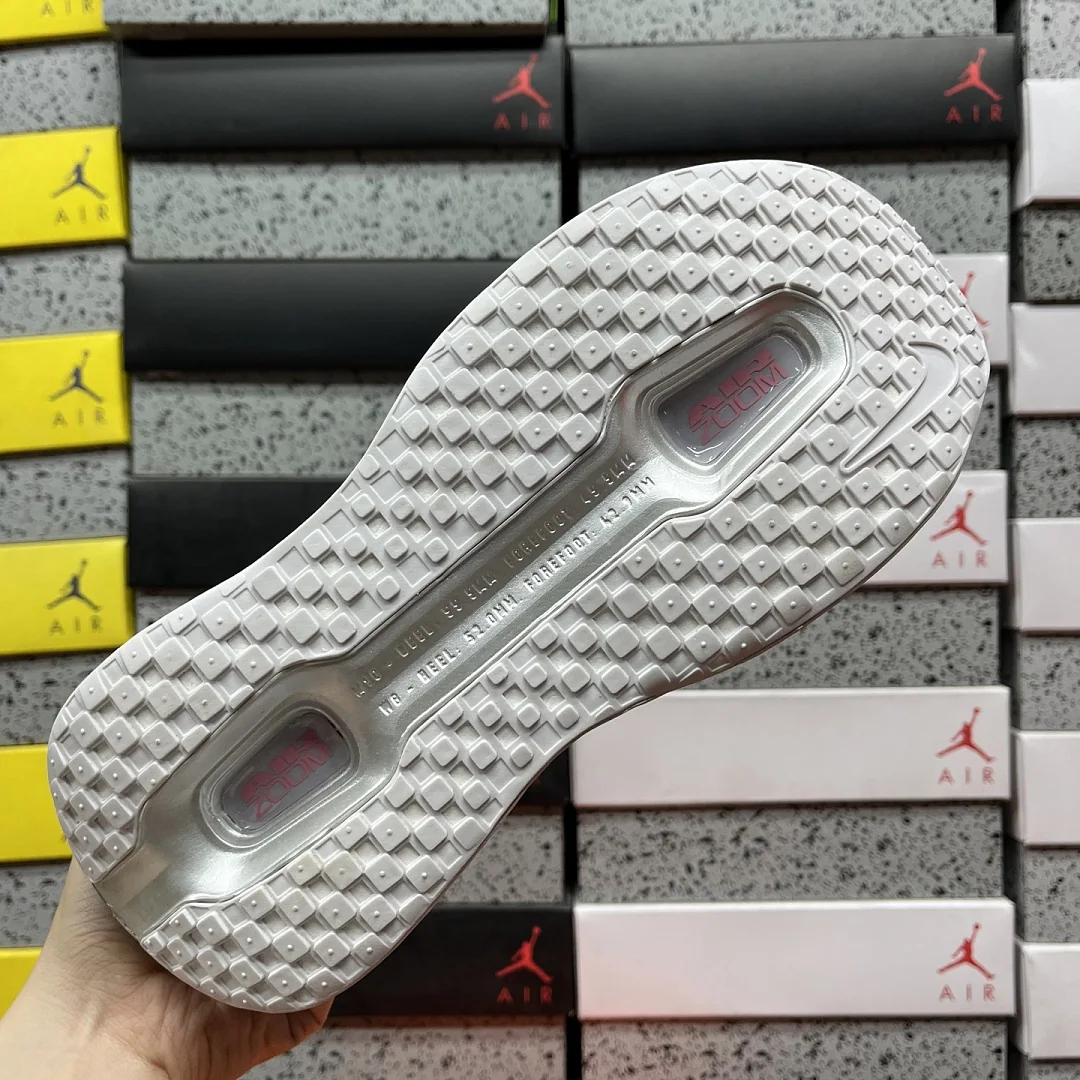 나이키 [CG] 보메로 프리미엄 IO0028-001 201997 Nike Vomero Premium 상세 이미지 9