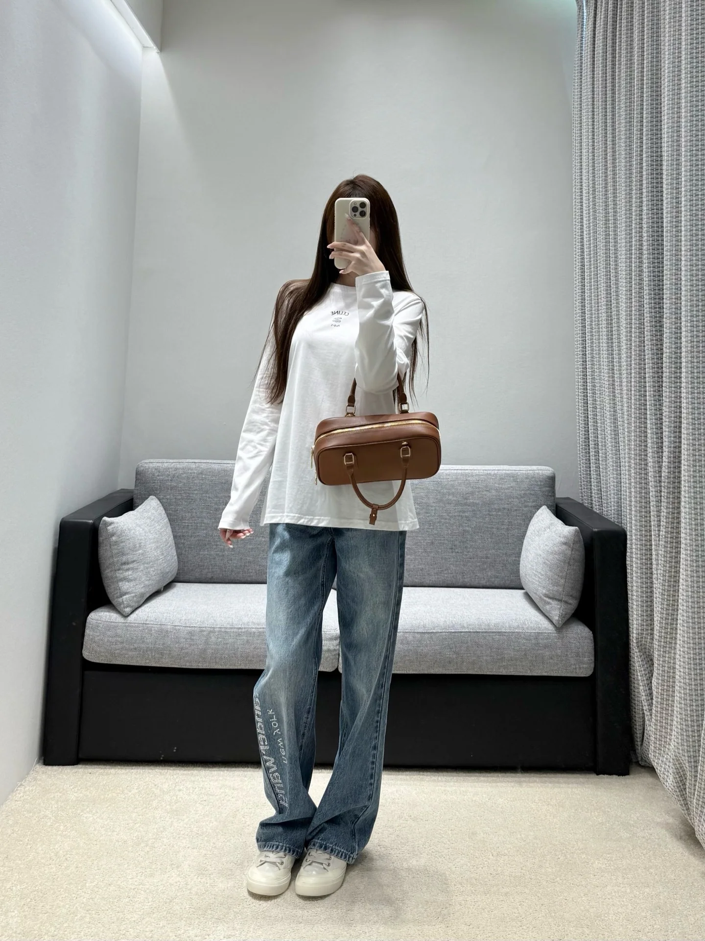 셀린느 블랙 화이트 크루넥 긴팔 티셔츠 상세 이미지 4
