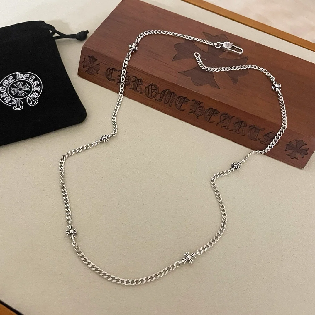 크롬하츠 크로스 엠보스 목걸이 상세 이미지 8