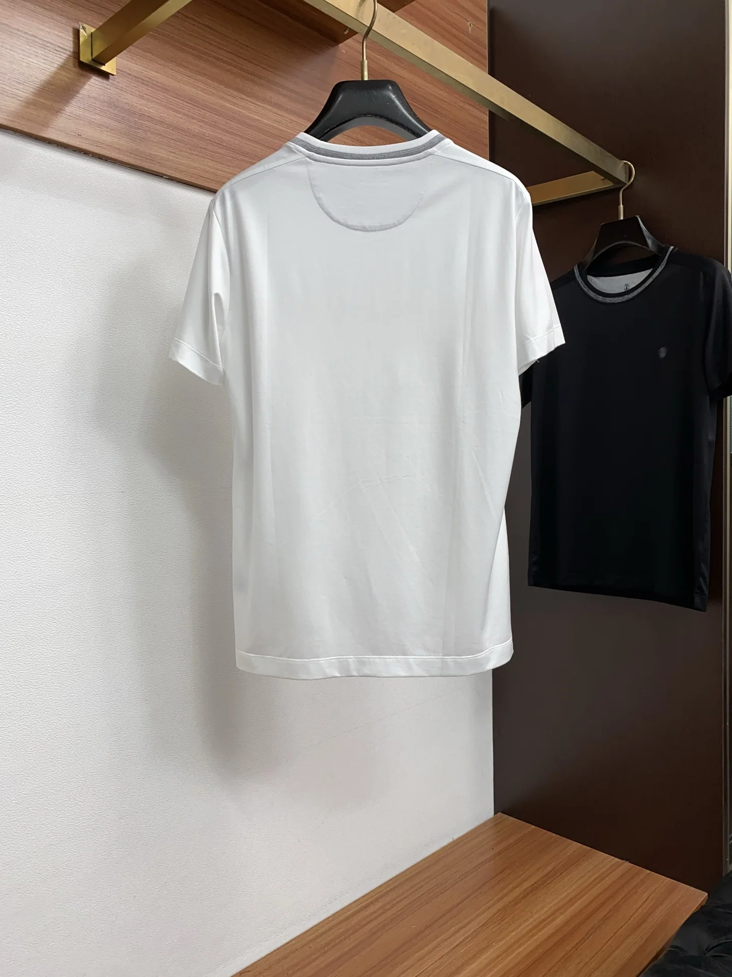 브루넬로쿠치넬리 남성 크루넥 반팔 티셔츠 상세 이미지 9