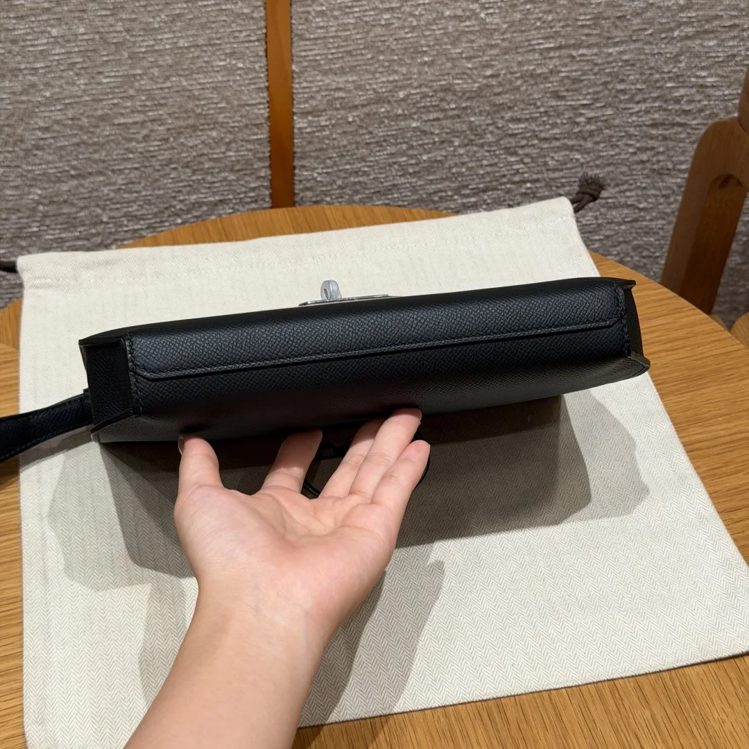 에르메스 켈리 데페슈 남성 클러치백 25 cm 블랙 상세 이미지 5