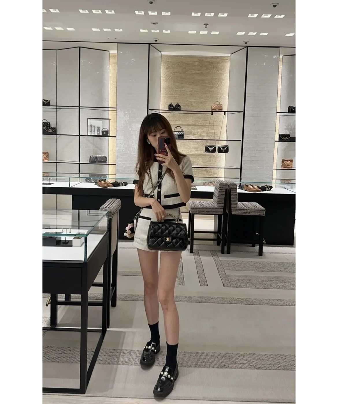 샤넬 24 B 블랙 램스킨 체인백 라지 24 B 상세 이미지 3