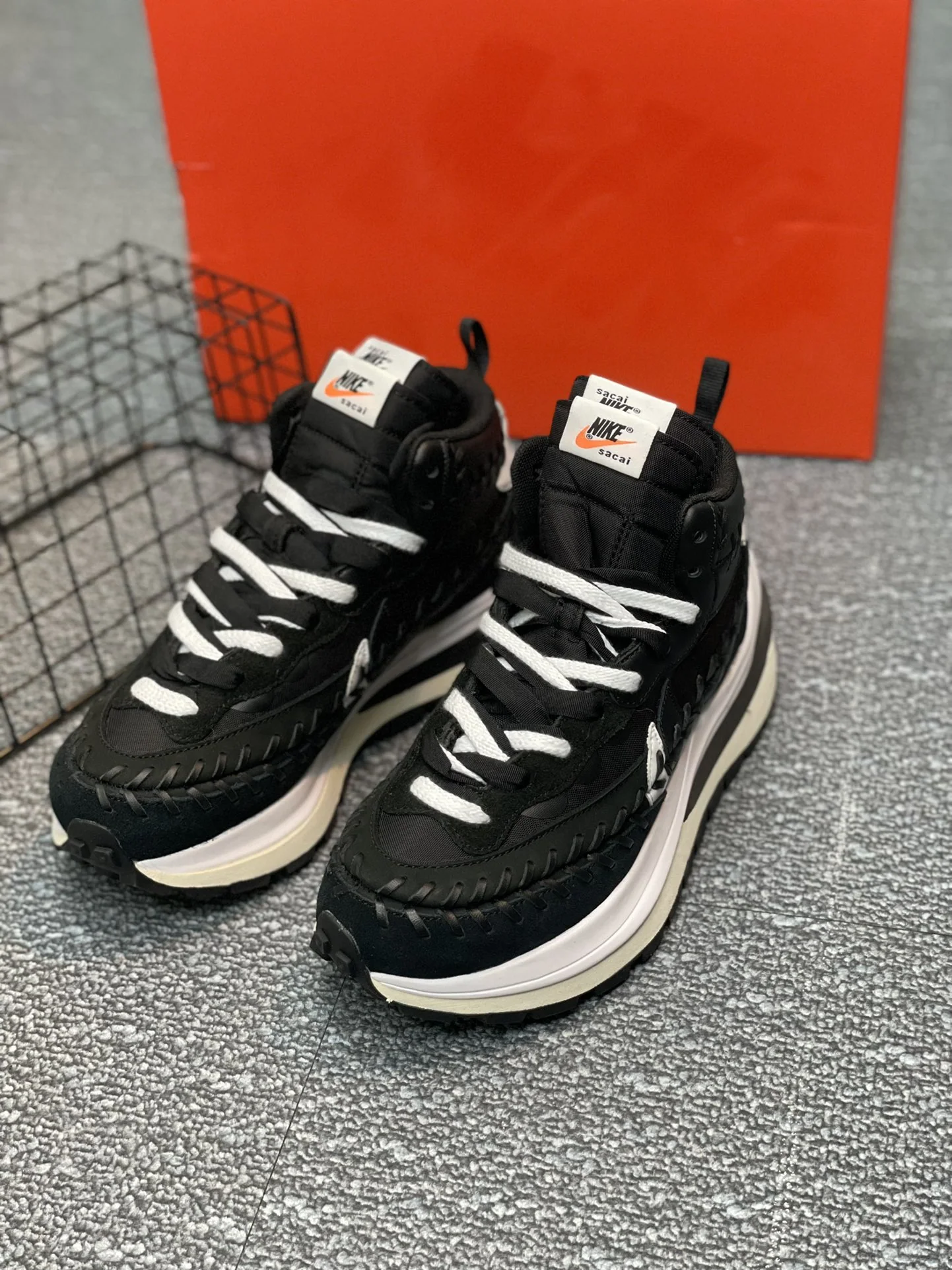 나이키사카이 베이퍼와플 블랙 플랫폼 러닝화 DH9186-001 상세 이미지 3