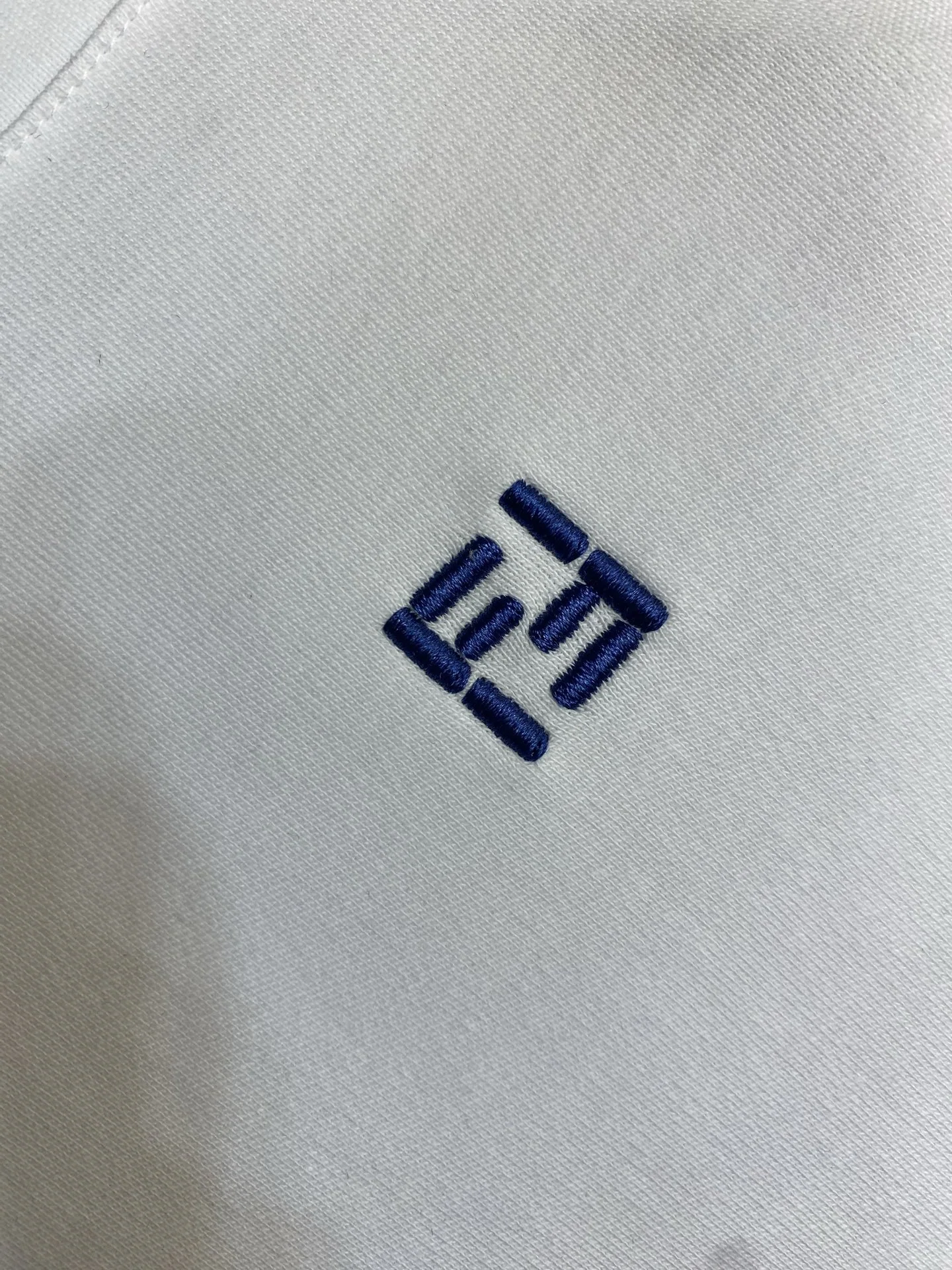펜디 FF 로고 자수 크루넥 반팔 니트 티셔츠 1856 상세 이미지 6