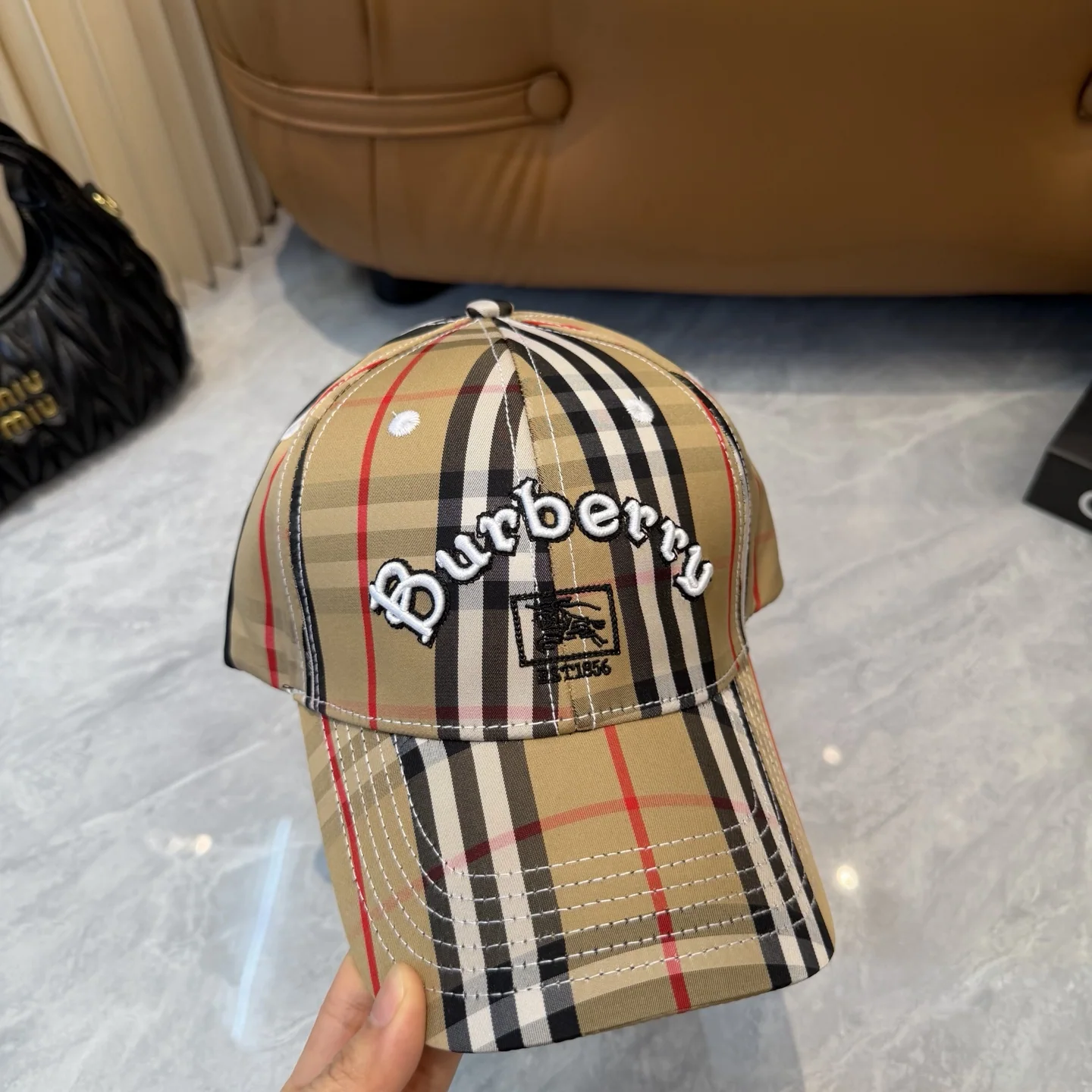 버버리 베이스볼 캡 상세 이미지 2