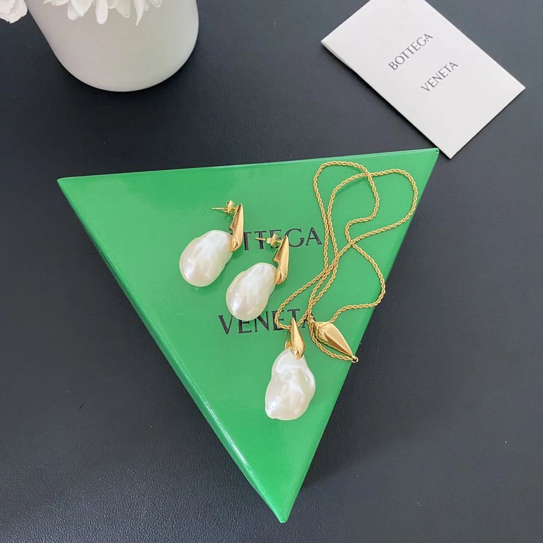 보테가베네타 귀걸이 65370 Bottega Veneta Earrings 상세 이미지 1