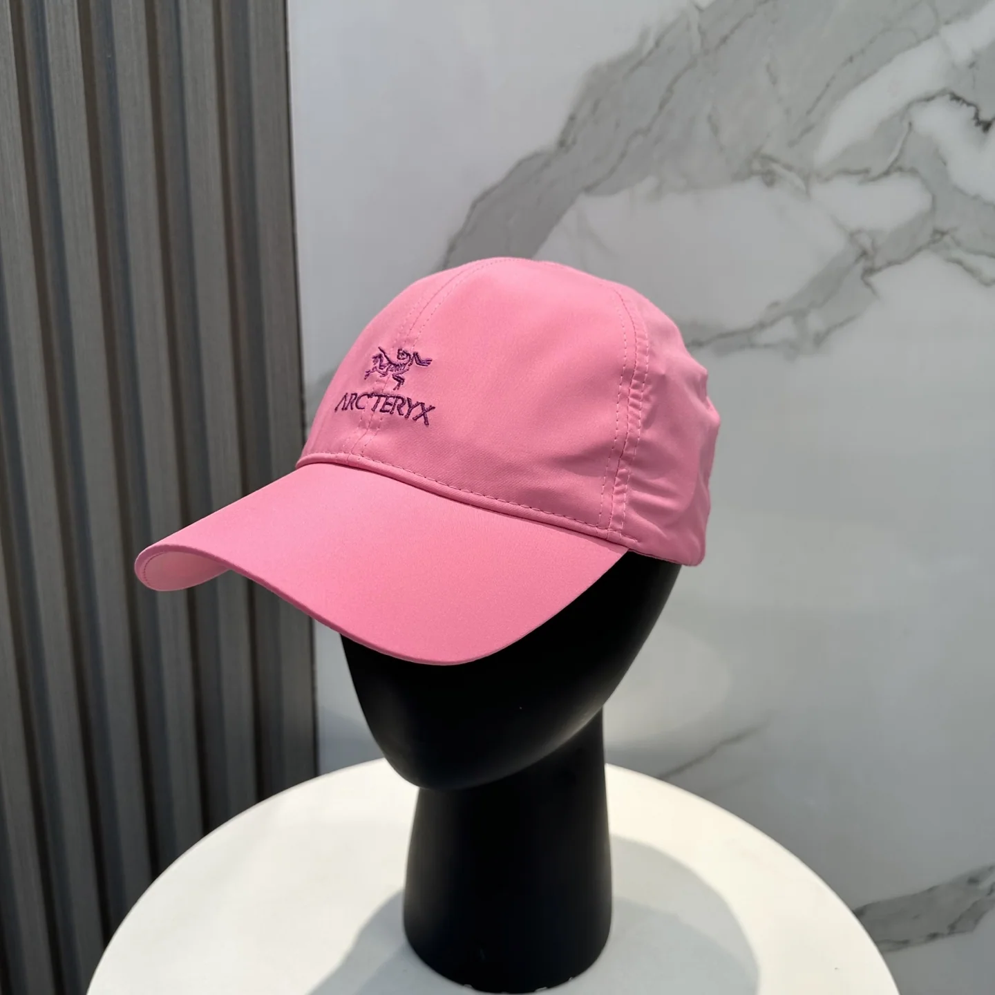 아크테릭스 스몰 버드 베이스볼캡 상세 이미지 1