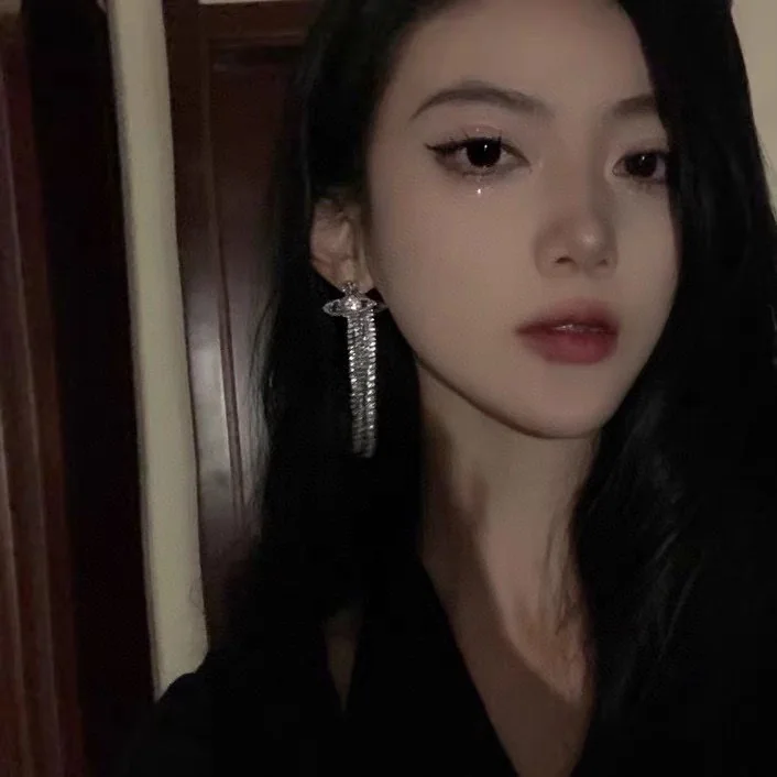 비비안웨스트우드 새턴 귀걸이 상세 이미지 3
