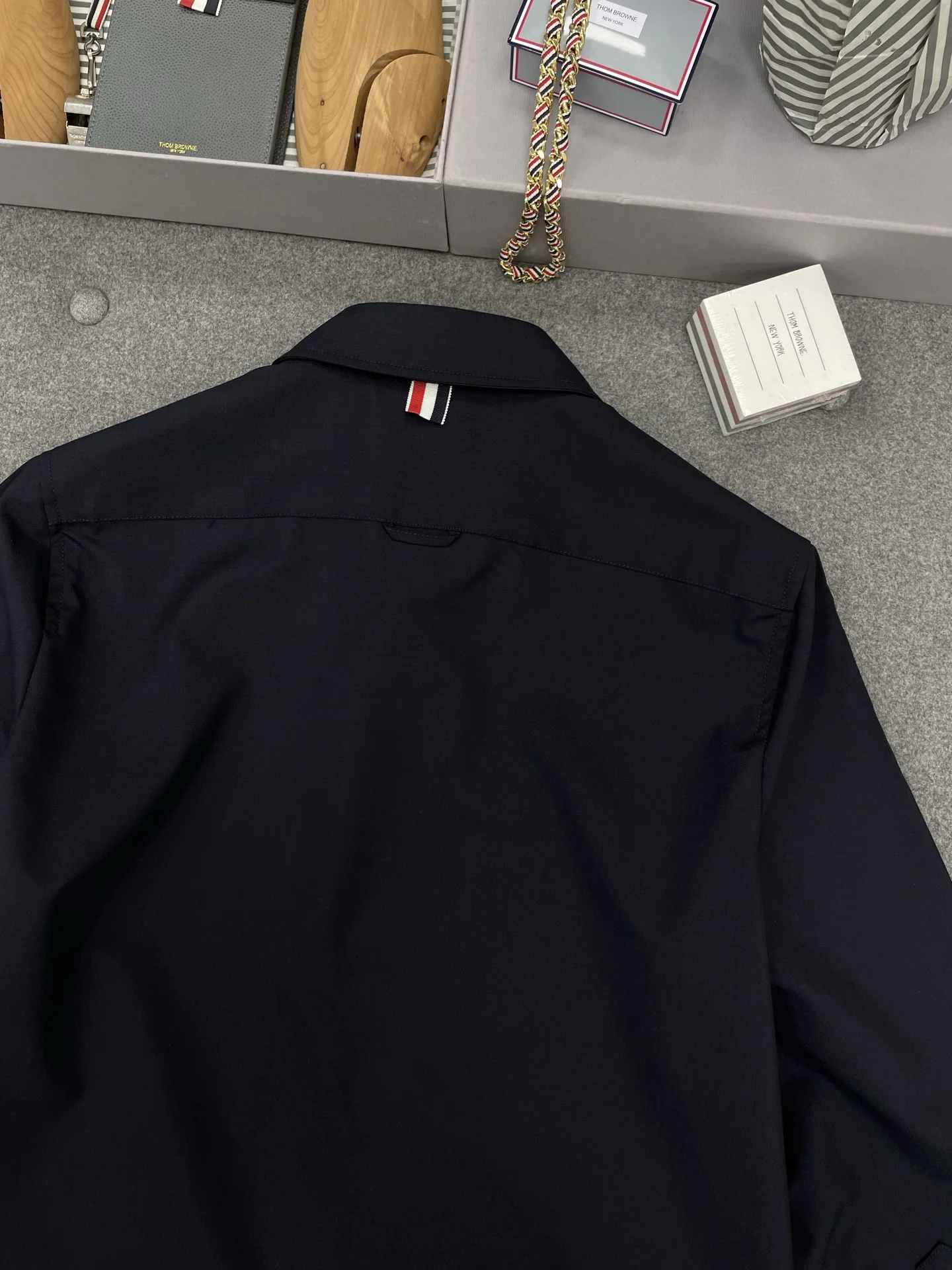 톰브라운 울 긴팔 셔츠 자켓 상세 이미지 9