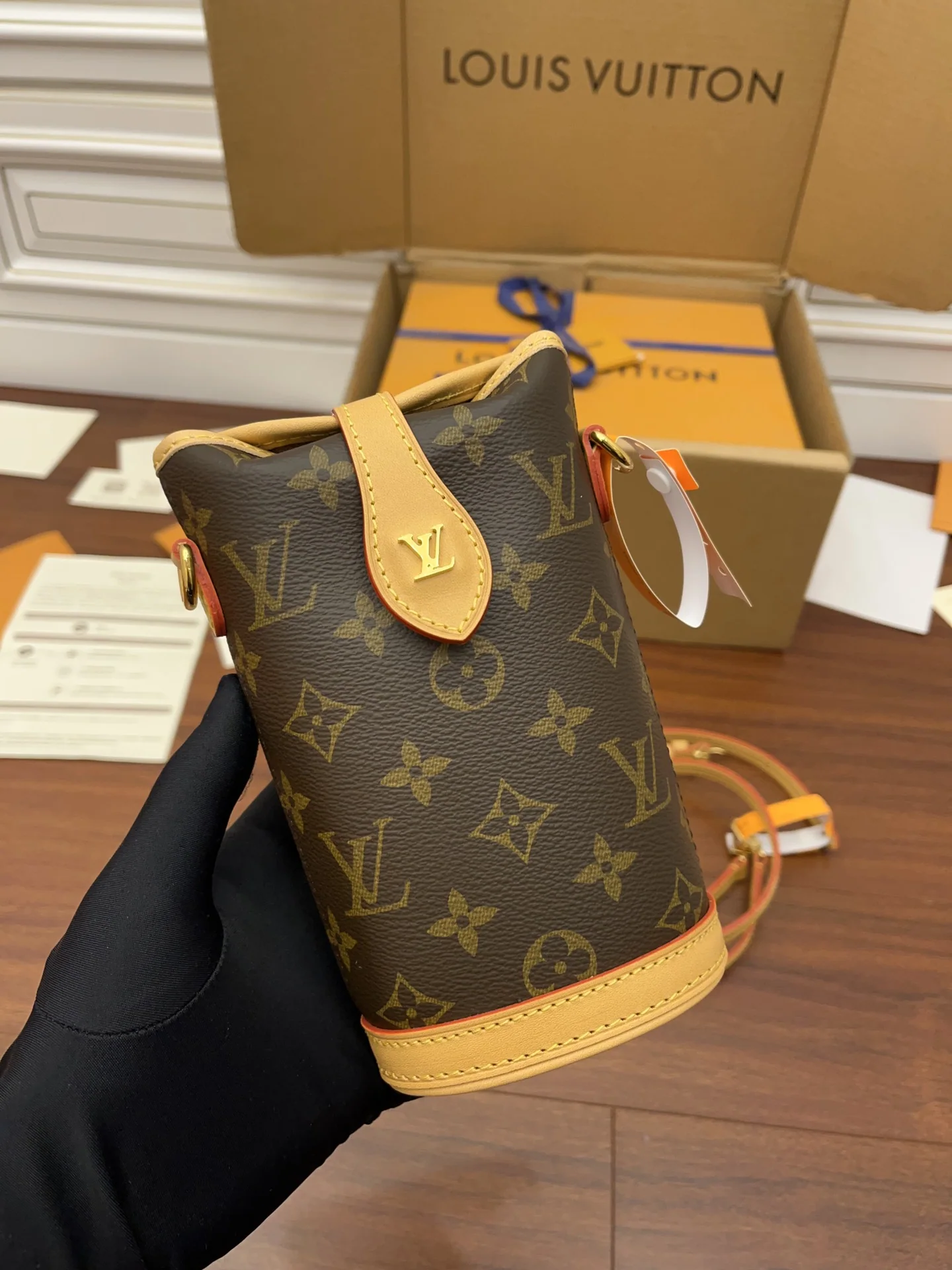 루이비통 M80874 가방 상세 이미지 6