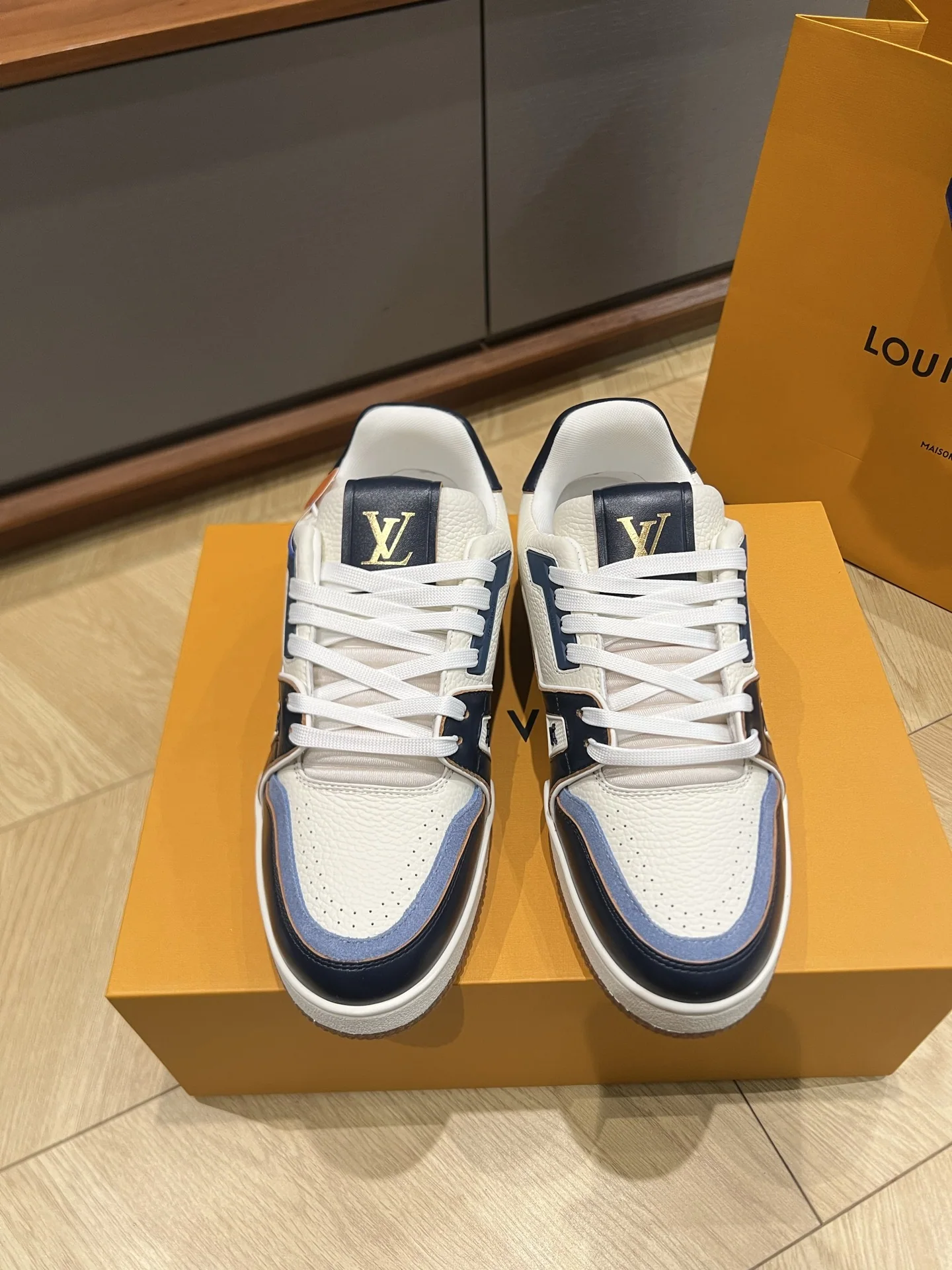 루이비통 LV 26 데님 커플 트레이너 신발 상세 이미지 2