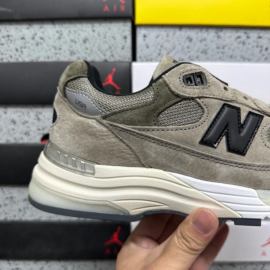 뉴발란스 [ZOK] 992 M992J2 202034 New Balance 992 JJJJound Grey 상세 이미지 8