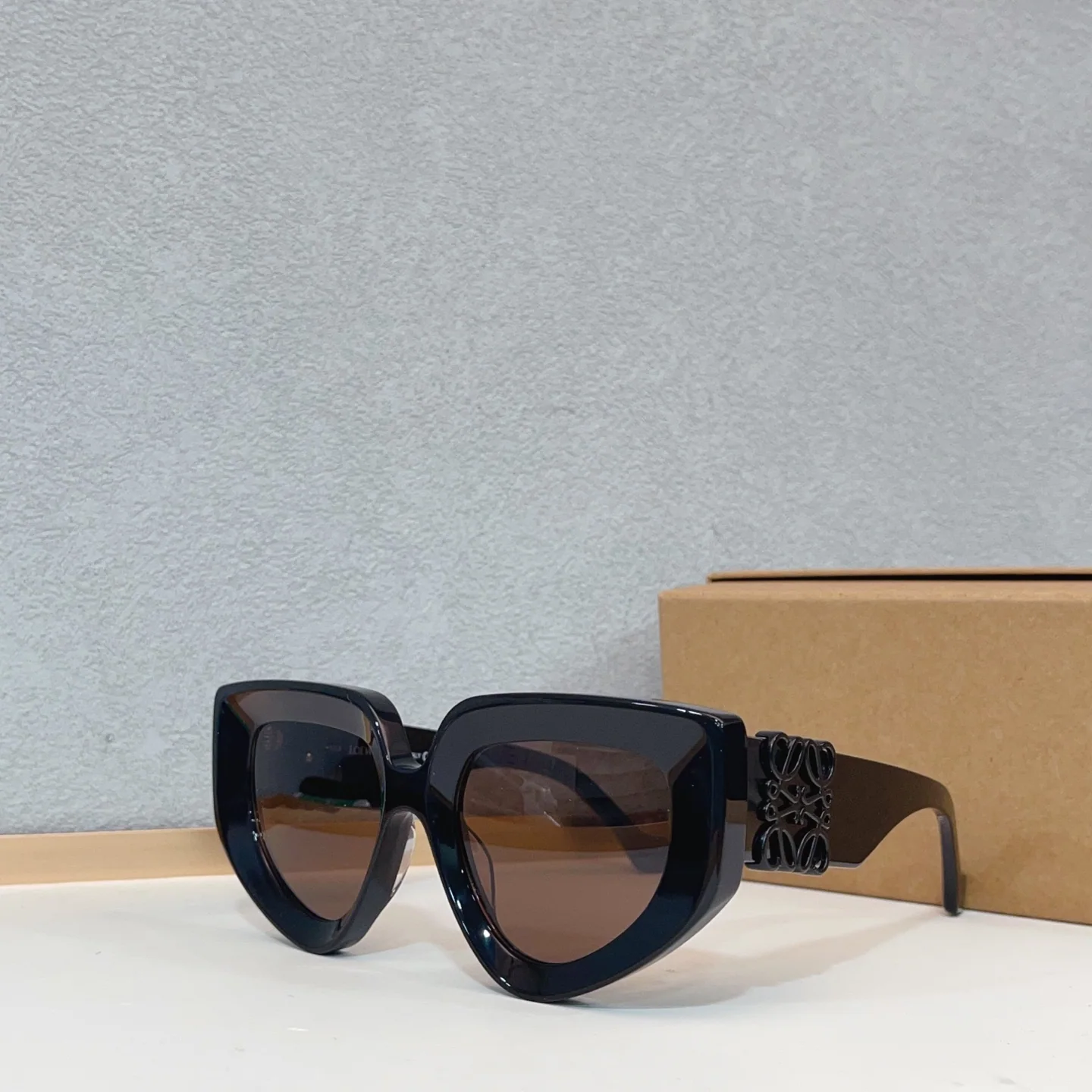 로에베 선글라스 72871 Loewe Sunglasses 상세 이미지 2