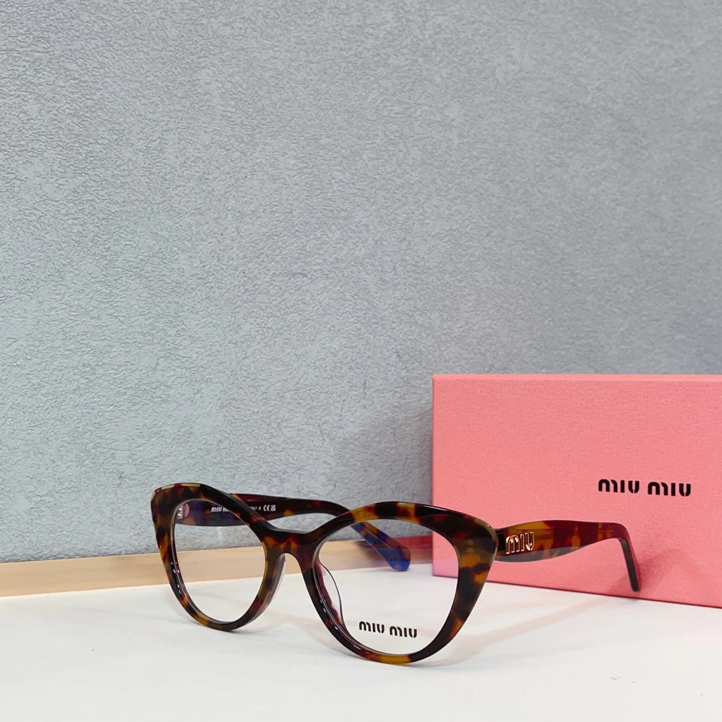 미우미우 선글라스 72981 Miu Miu Sunglasses 상세 이미지 2