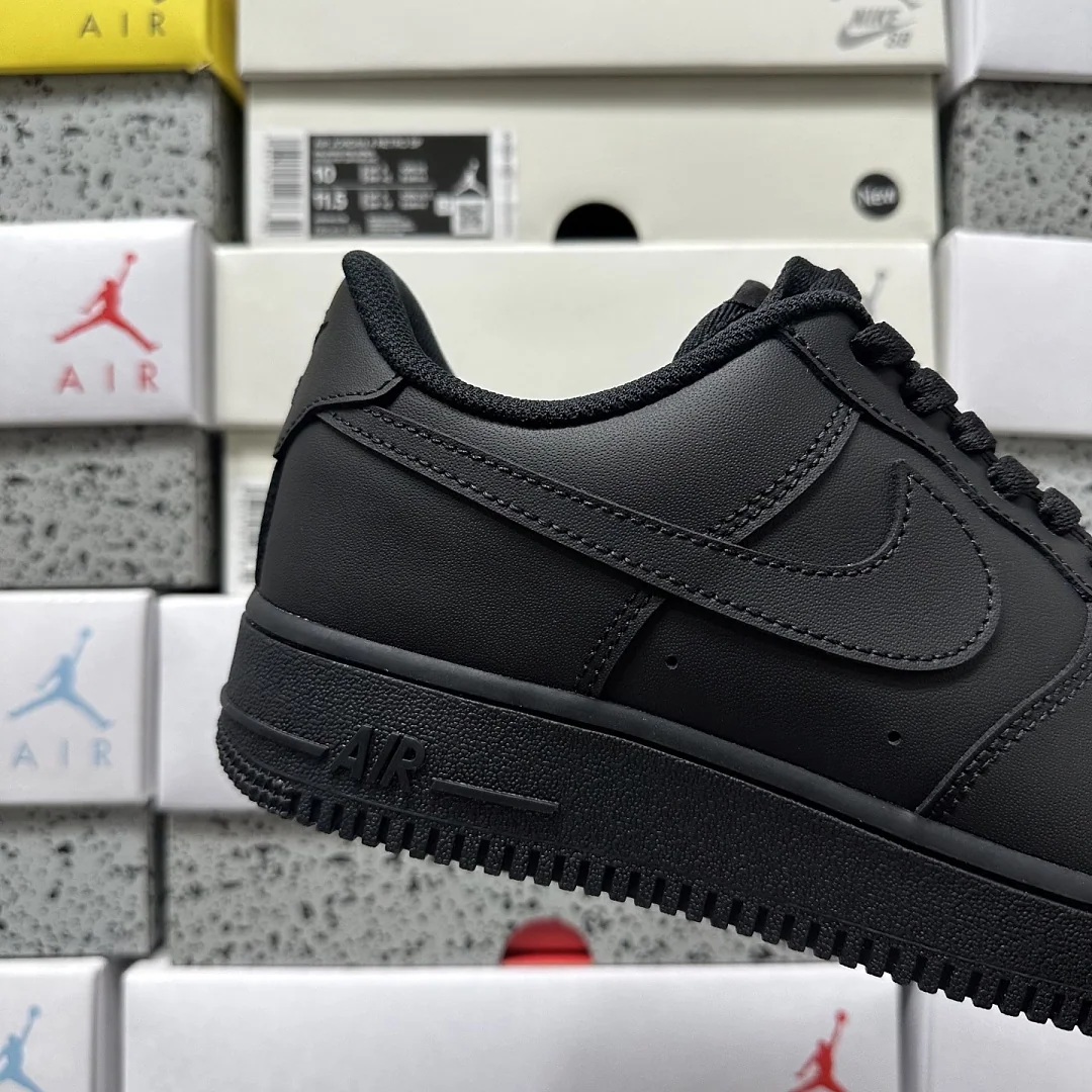 나이키 [XY/PB] 에어 포스 1 로우 CW2288-001 201727 Nike Air Force 1 Low '07 Black 상세 이미지 10