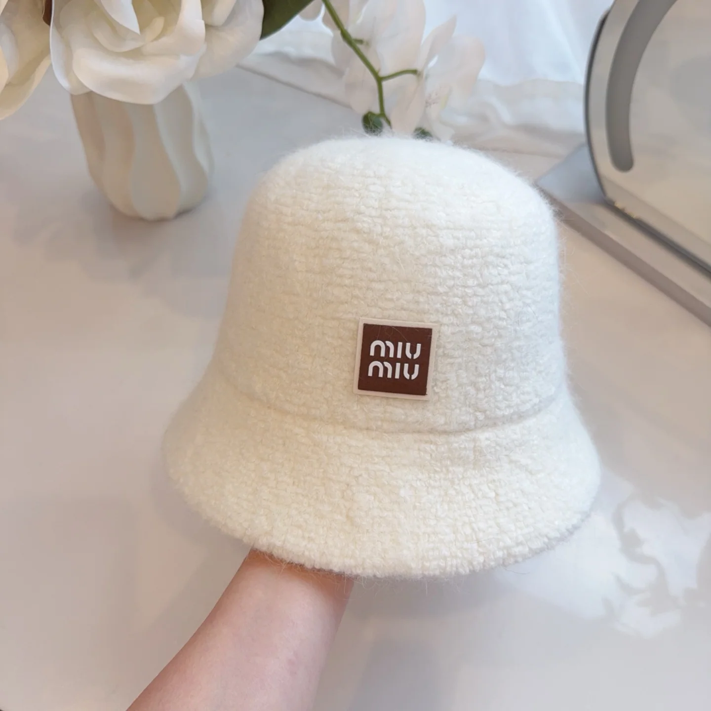 미우미우 모자 81329 Miu Miu Cap 상세 이미지 4