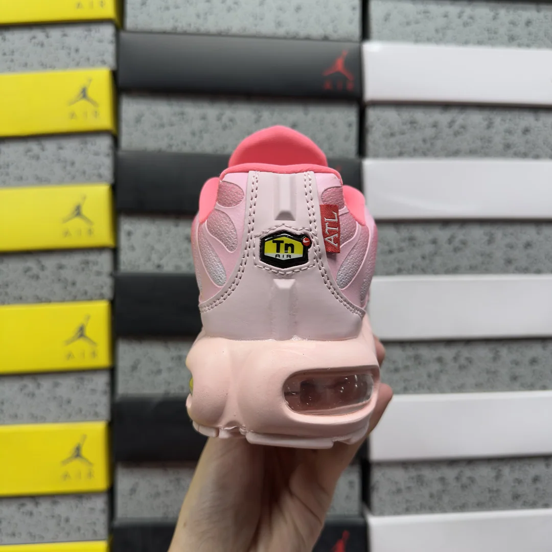 나이키 [BD] 에어 맥스 플러스 FV0393-001 201847 Nike Air Max Plus 상세 이미지 4