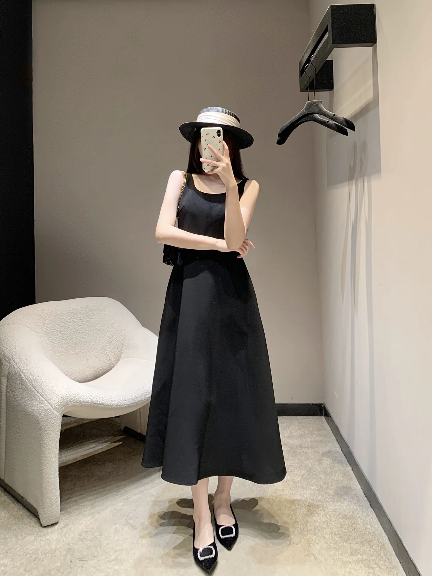 디올 울 실크 슬림핏 A라인 원피스 2026 SS 상세 이미지 4