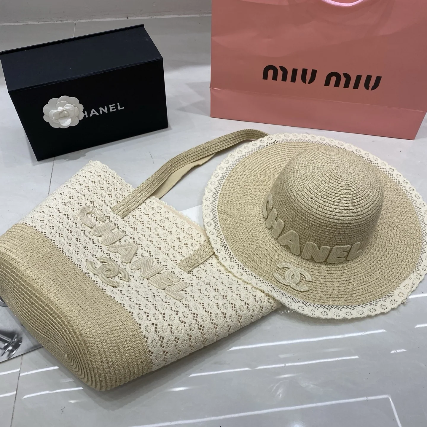샤넬 레이스 수트 모자 상세 이미지 2