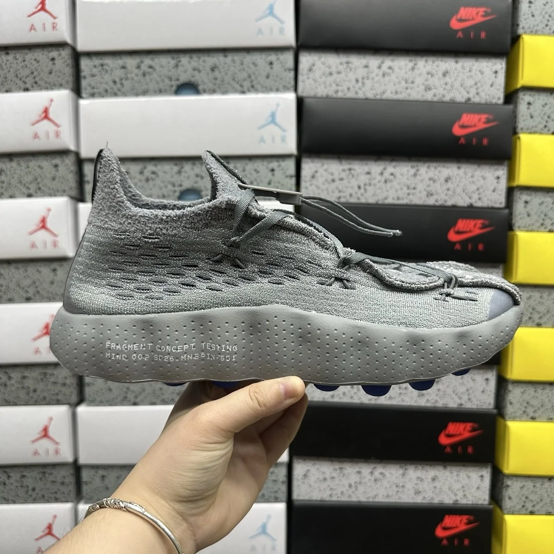 나이키 [TOP/S2] 마인드 002 플라이니트 IQ8504-001 201689 Nike Mind 002 Flyknit Fragment 상세 이미지 2