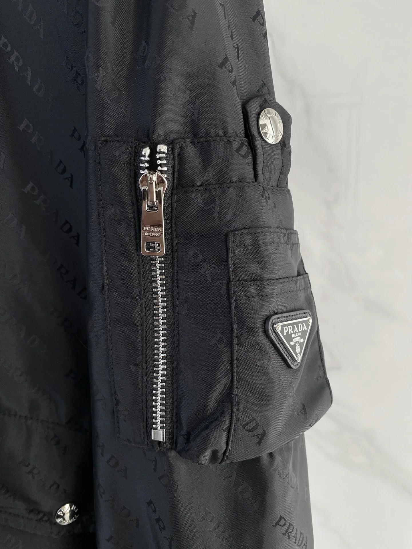 프라다 남성 자켓 SS 52751 Prada 상세 이미지 4